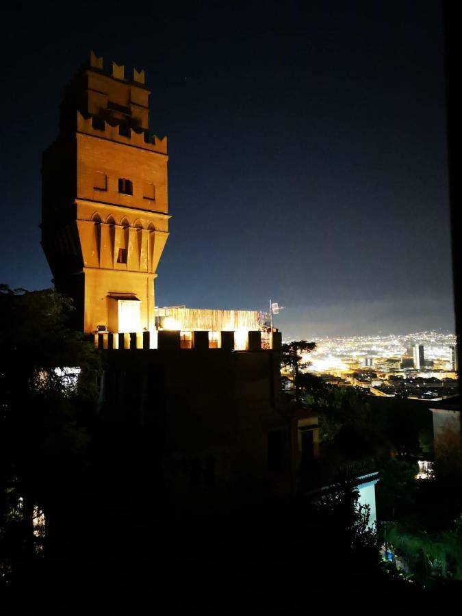 La Torre Di Ro Bed & Breakfast Napoli Dış mekan fotoğraf